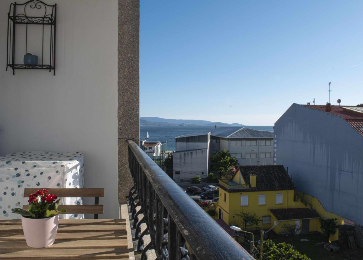 Apartamento Rodeira Vistas A La Ria Apartment Cangas do Morrazo Luaran gambar